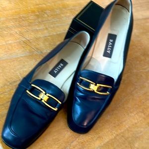Women’s Bally navy loafers Sz 7
